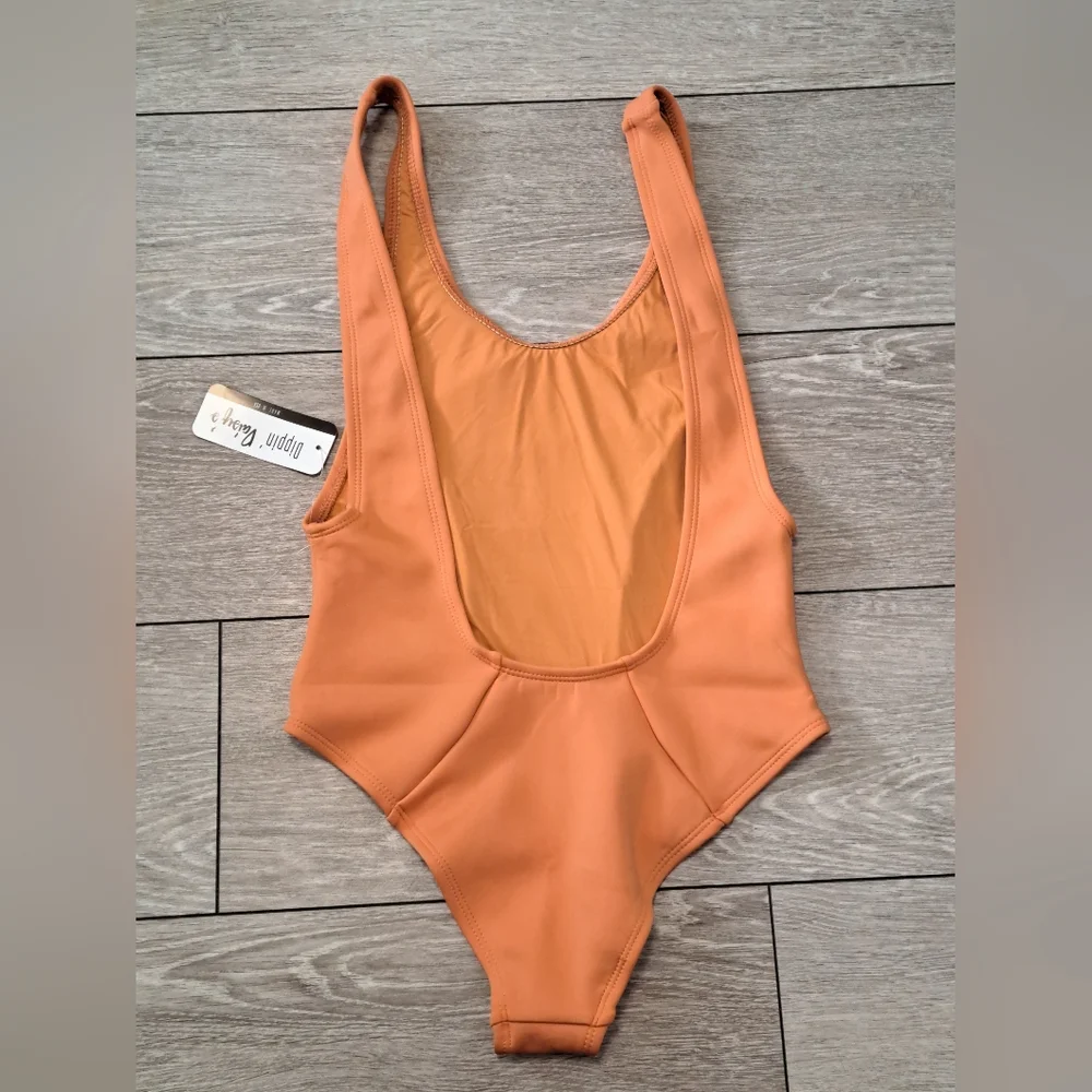 Brand New Dippin Daisy Burnt Orange One-Piece Low Back, Cheeky, SCUBA Swimsuit - Picture 2 of 7
